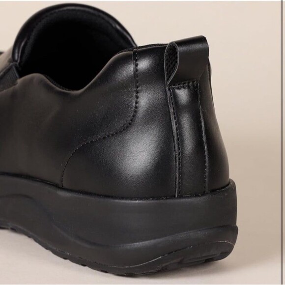 Amazon Essentials Men's Venetian Loafers Comfortable Service Shoe Size 10 NWT - Picture 5 of 12